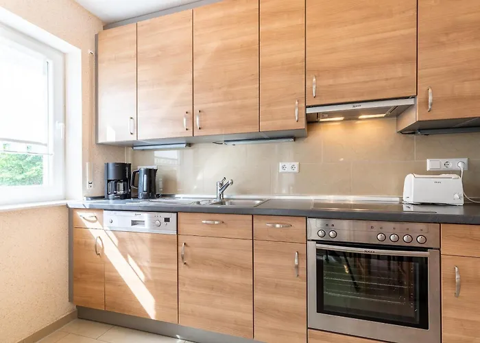 Daire Rosenweg 16 4 *