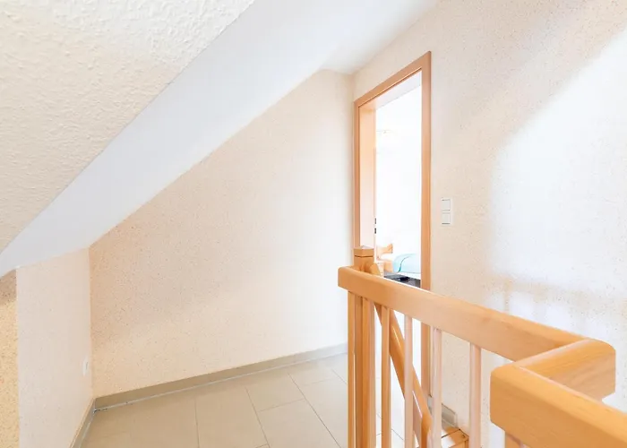 Rosenweg 16 4 Daire *