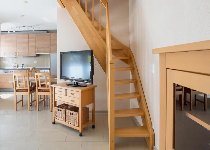 Rosenweg 16 4 Daire *